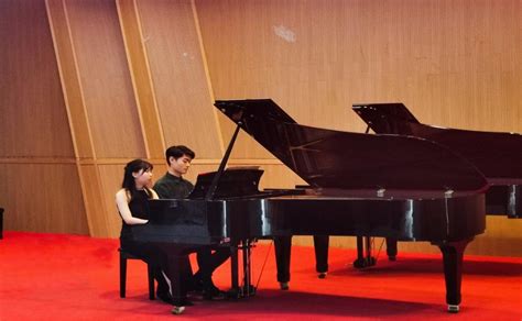 动态 | 钢琴系“名师微课堂•德彪西专题”第四讲如期开讲-哈尔滨音乐学院