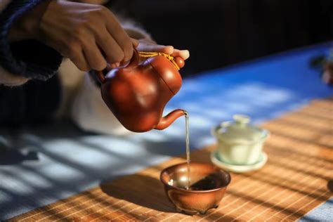 茶韵茶馆连锁店加盟方案 – 天下茶人
