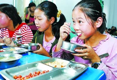 福建省农村中小学已全面实现了四免一补政策 - 建校育人 - 文明风