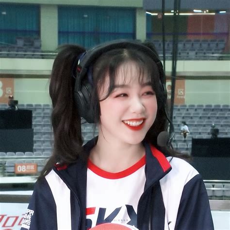 甜美女生徐梦洁头像