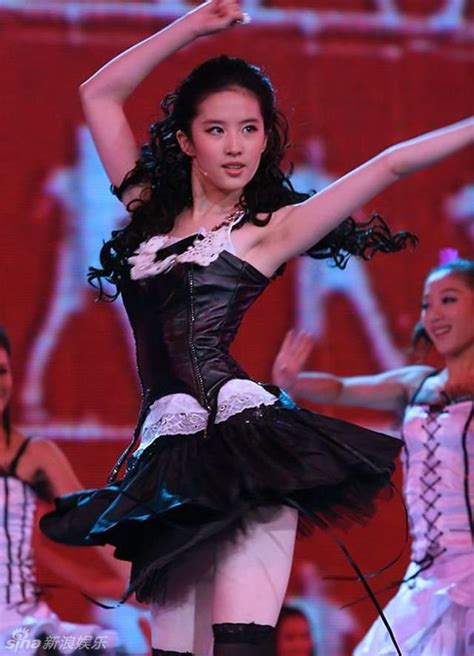 刘亦菲10年前热舞超热辣_新浪图片