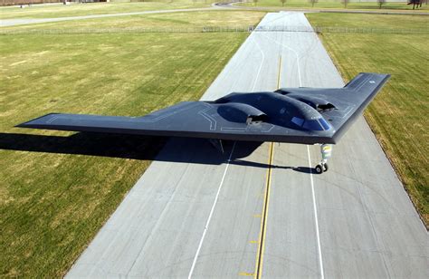 Northrop vai consertar a traseira dos B-2 - Poder Aéreo - Forças Aéreas ...