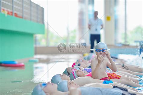 长沙芙蓉区提供免费游泳课程 每个小学生都将在学校学会游泳 - 三湘万象 - 湖南在线 - 华声在线