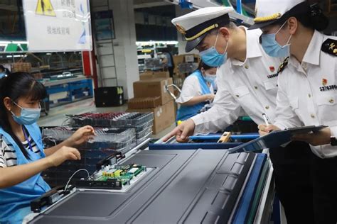 助力对外贸易 广安海关29日揭牌
