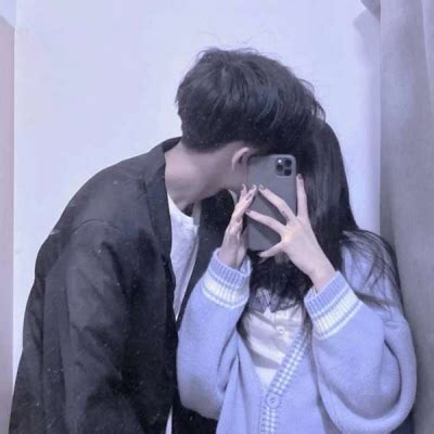 亲嘴非主流qq头像