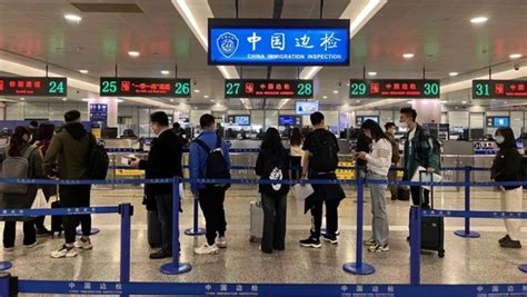 “乙类乙管”满三个月 浦东机场超200万人次出入境_手机新浪网