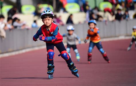 2018合肥市第六届青少年速度轮滑锦标赛在滨湖举行_安徽频道_凤凰网