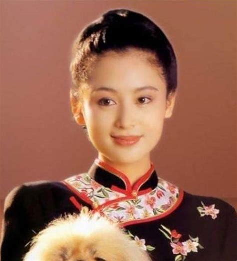 陈红年轻时的照片，终于明白陈凯歌为何放弃倪萍而娶她-搜狐大视野-搜狐新闻