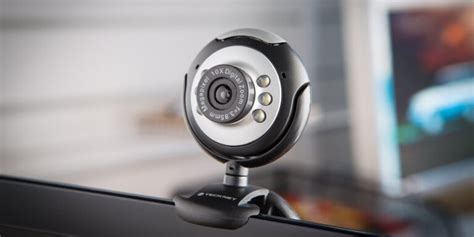 三星360度虚拟现实摄像头Gear 360明日开售 - 芯智讯
