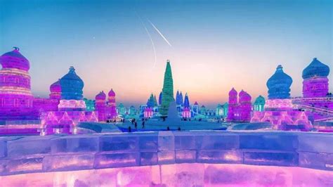 哈尔滨冰雪大世界——用冰雪铸造的艺术宫殿-天气图集-中国天气网