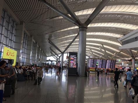 贵阳龙洞堡国际机场新建东跑道正式投入运营 - 民用航空网
