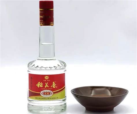 中国知名白酒排行榜：最新白酒品牌排名前十-参考网