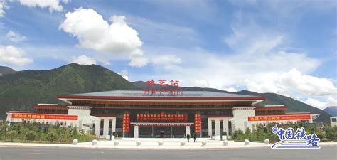 川藏铁路雅安至新都桥、波密至林芝段招标完成，4月1日前各标段相继开工建设|界面新闻