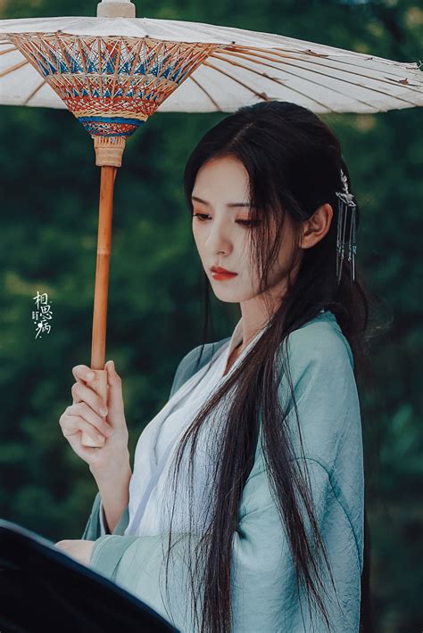 甜美女生张予曦头像动漫