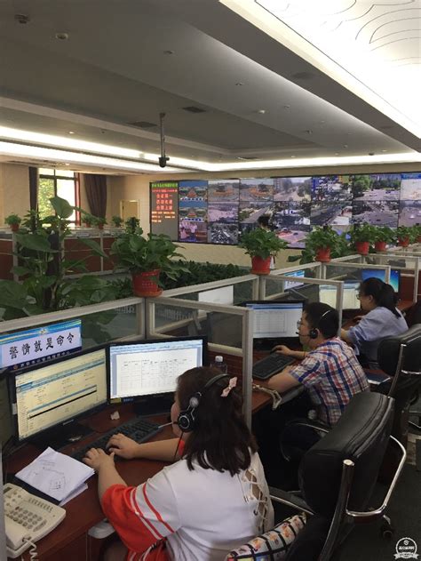 西安市110实现9个语种报警服务 解决外国人求助需求_陕西频道_凤凰网