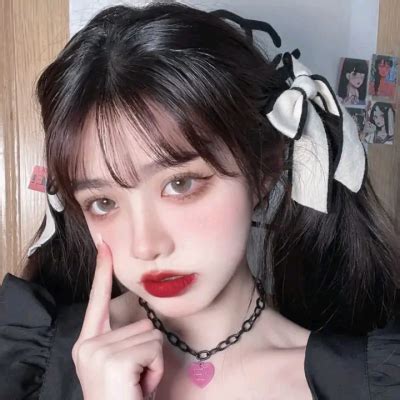 温柔又有魅力的女生头像