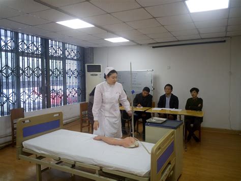 我院举办护理技能大赛-医学与健康学院-武汉轻工大学