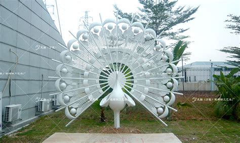 室外玻璃钢雕塑使用年限介绍，赶紧收藏