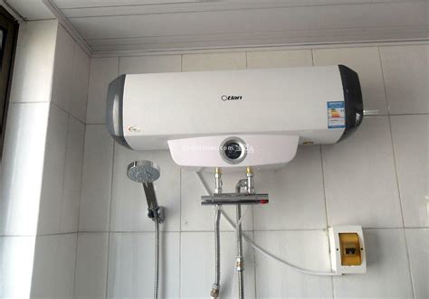 热水器图片安装图解,热水器及零件名称,电热水器上墙安装_大山谷图库