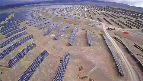 六师北塔山牧场50兆瓦光伏发电项目持续建设-天山网 - 新疆新闻门户