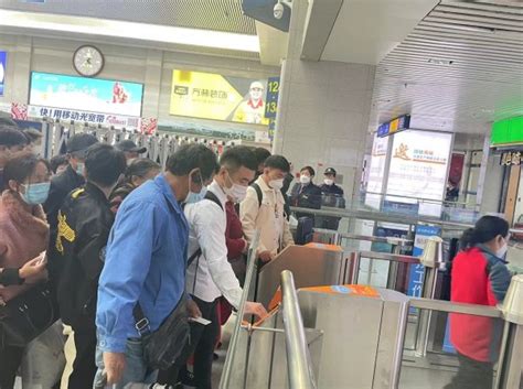 9月28日至10月8日 长春站共发送旅客52万人次凤凰网长春_凤凰网