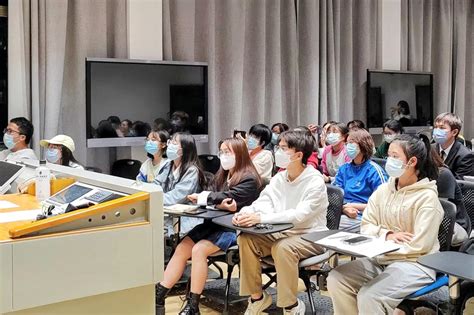 我院举办“金点子”大学生创意大赛宣讲会-外国语学院 - 湖南师范大学