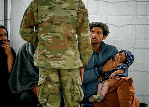 外媒：美军撤离行动进入最后阶段，塔利班准备接管喀布尔机场_荔枝网新闻