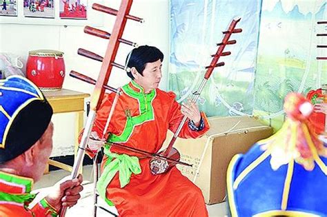 郑州市省级非遗项目“河洛剪纸”亮相北京地铁 - 河南省文化和旅游厅