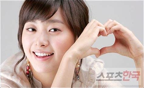 韩国女演员李英恩清新活泼头像图片_韩国美女喜欢的朋友真的很多呀-明星头像