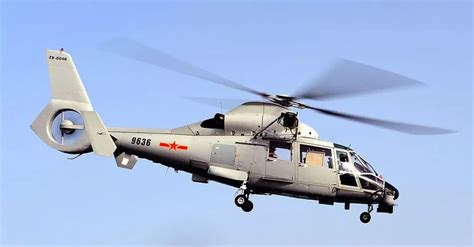 中航工业先进中型多用途直升机AC352首飞成功_中国新闻_南方网