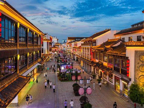 苏州最繁华的商业步行街，因一座道观得名，深受无数游客的青睐|玄妙观|观前街|山门_新浪新闻