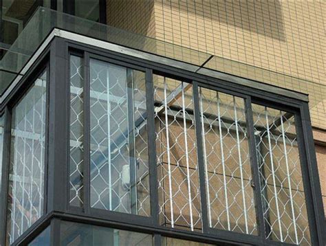 最新不锈钢防盗窗图片,不锈钢防窗样式,小区不锈钢防窗_大山谷图库
