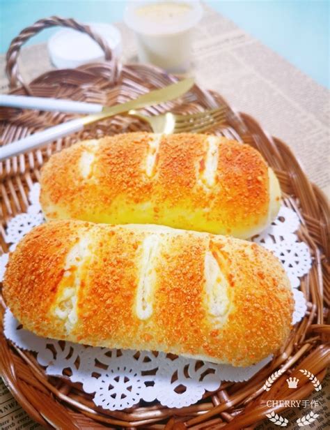 【培根麦穗面包的做法步骤图，怎么做好吃】安安爱吃面包_下厨房