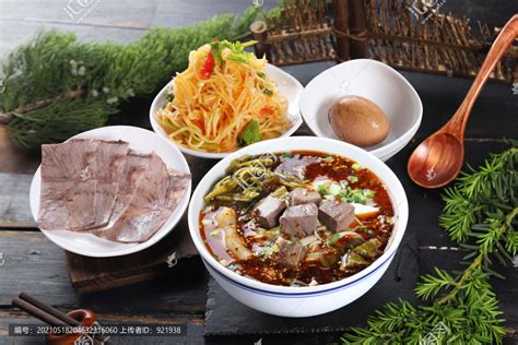 酸菜牛肉面套餐,中国菜系,食品餐饮,摄影素材,汇图网www.huitu.com