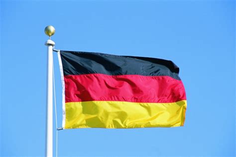 德国国旗图案-快图网-免费PNG图片免抠PNG高清背景素材库kuaipng.com