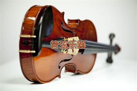 石林的演奏传统乐器的人乐器室外演奏摄影图配图高清摄影大图-千库网