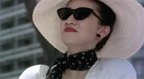 1989年，徐克终结了《英雄本色》系列，梅艳芳让周润发成了配角