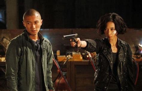 盘点香港电影十大经典枪战场面，现在看还是那么精彩！