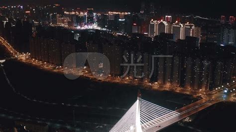 青海夏天西宁青海湖湖边码头摄影图配图高清摄影大图-千库网