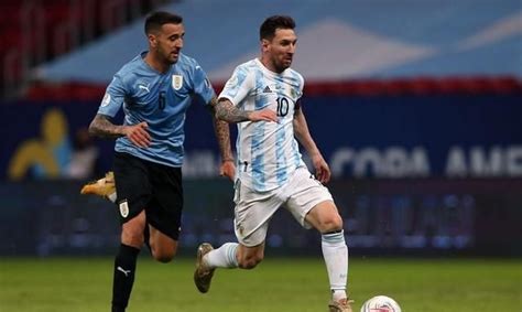 美洲杯最新战报：苏亚雷斯哑火，乌拉圭1-1智利，阿根廷两连胜|美洲杯|智利|乌拉圭_新浪新闻
