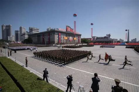 朝鲜举行建国70周年庆典 台前幕后都有啥“秘密”|朝鲜|团体操|体育场_新浪新闻