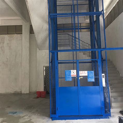 轮椅坡道 家用简易电梯 电动升降平台 斜挂式无障碍升降机 厂家-阿里巴巴