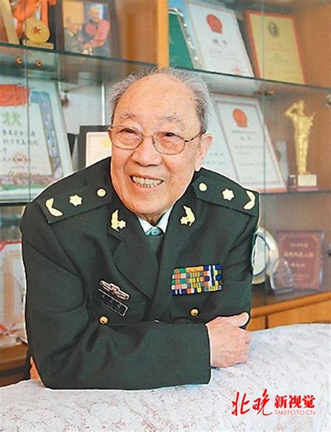 97岁院士吴孟超退休 曾在肝脏手术“禁区”中挽救数万生命 | 北晚新视觉