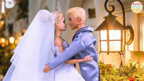 芭比娃娃婚纱照玩具！芭比和肯化妆做造型拍不同风格的婚纱照_高清1080P在线观看平台_腾讯视频