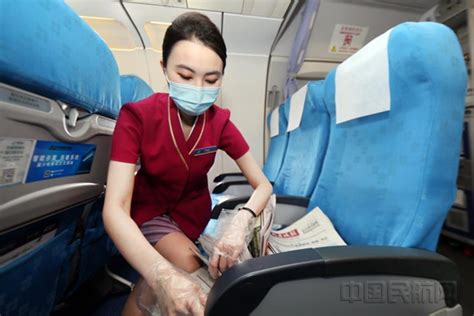 旅客万米高空突发疾病 南航员工上演“救援接力”