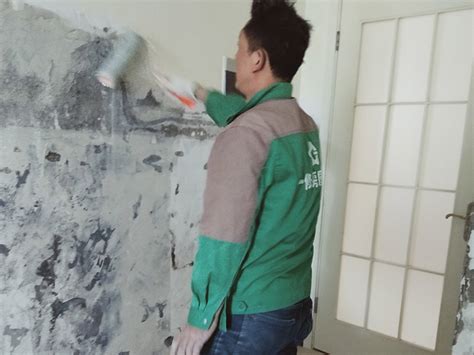 旧墙面乳胶漆翻新能直接刷吗？