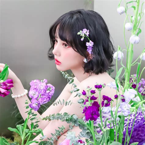 丁恩妃图片