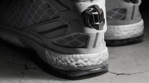 罗斯六代签名战靴 adidas D Rose 6 正式发布 发售日期发售价 球鞋资讯 FLIGHTCLUB中文站|SNEAKER球鞋资讯第一站