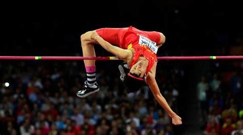 中国第一个跳高冠军是谁-中国女子跳高第一人 - 见闻坊