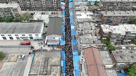 【图集】这个五一，超20万人去了淄博|界面新闻 · 影像
